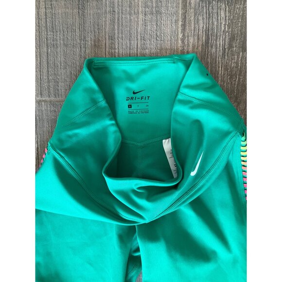 Nike One Rainbow Ladder 7” Performance Shorts, size SMALL Women’s NWOT - Picture 4 of 5